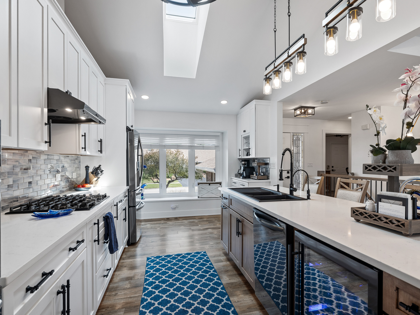 8810 CLEARVIEW Drive, Orland Park, IL 60462