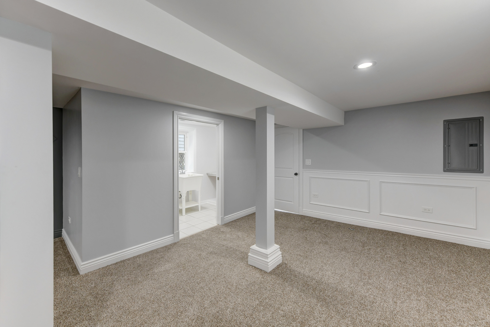 10642 S Avenue O, Chicago, IL 60617