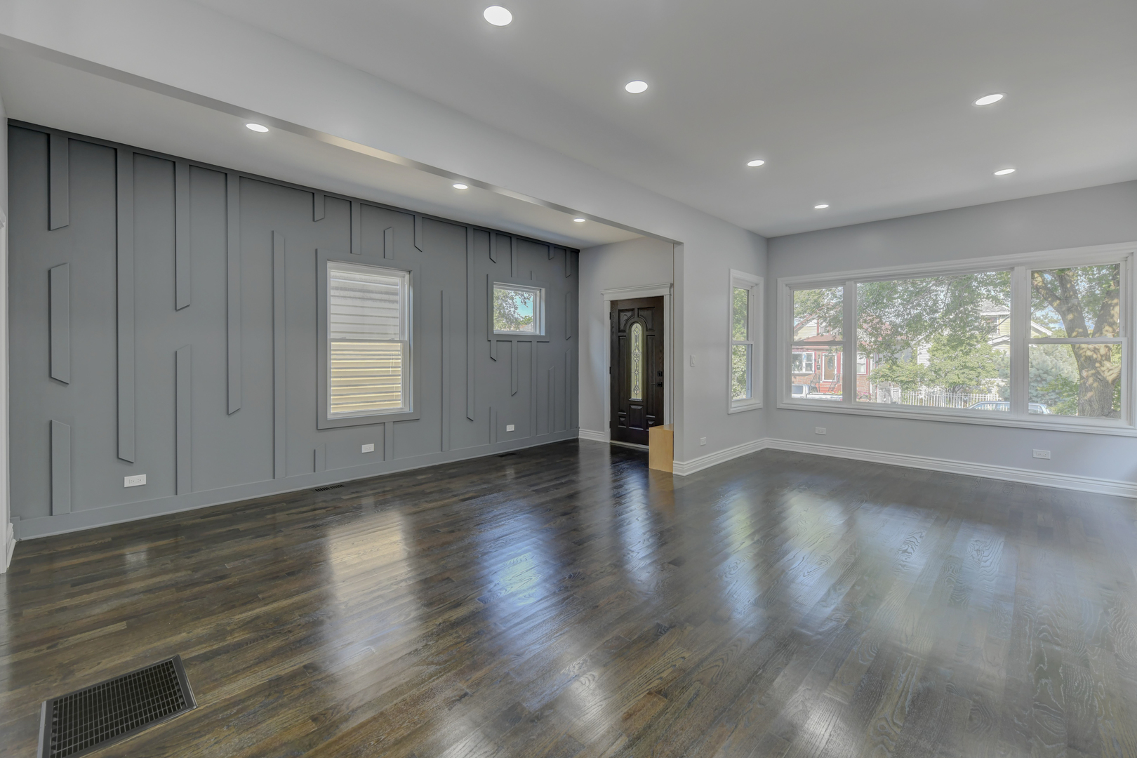 10642 S Avenue O, Chicago, IL 60617