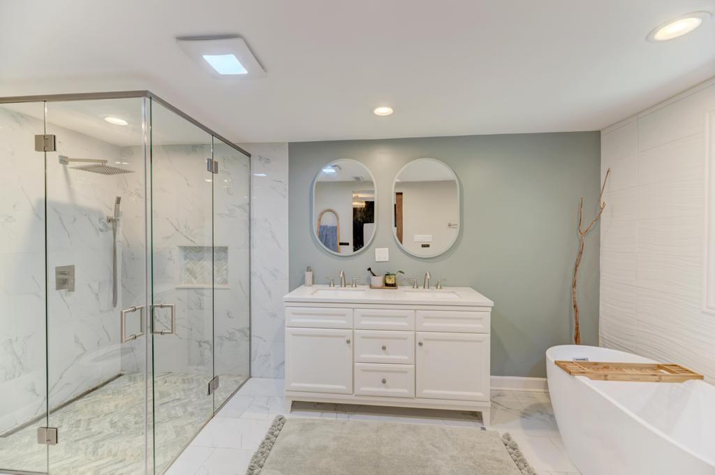 4N021 IL Route 83, Bensenville, IL 60106