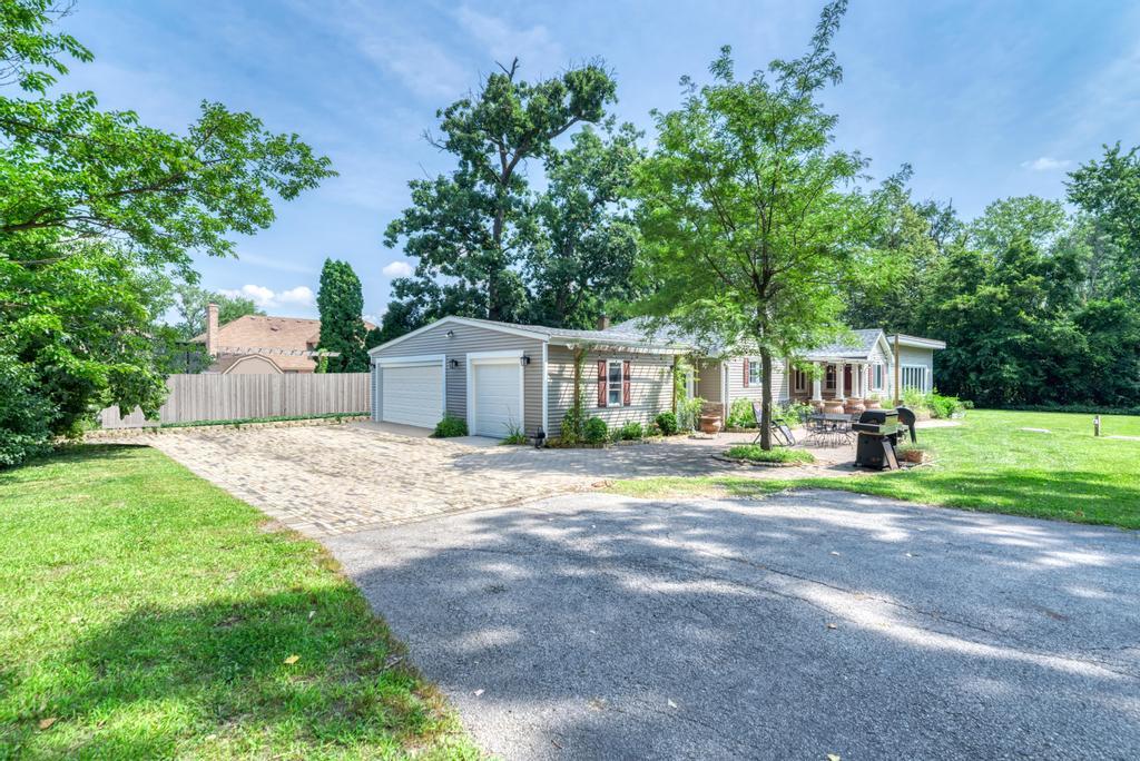 4N021 IL Route 83, Bensenville, IL 60106