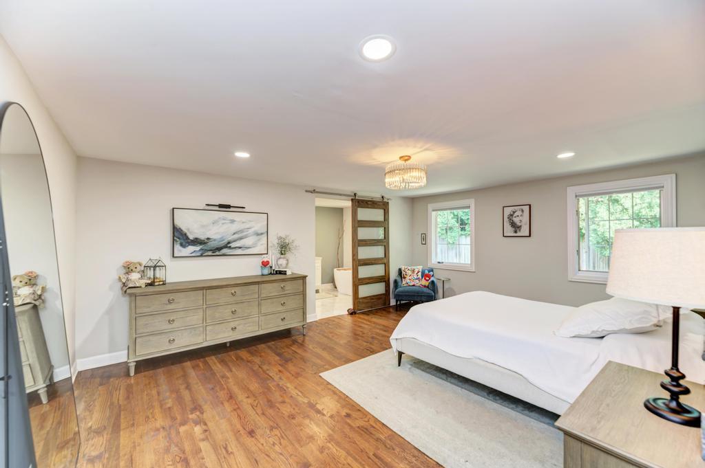 4N021 IL Route 83, Bensenville, IL 60106