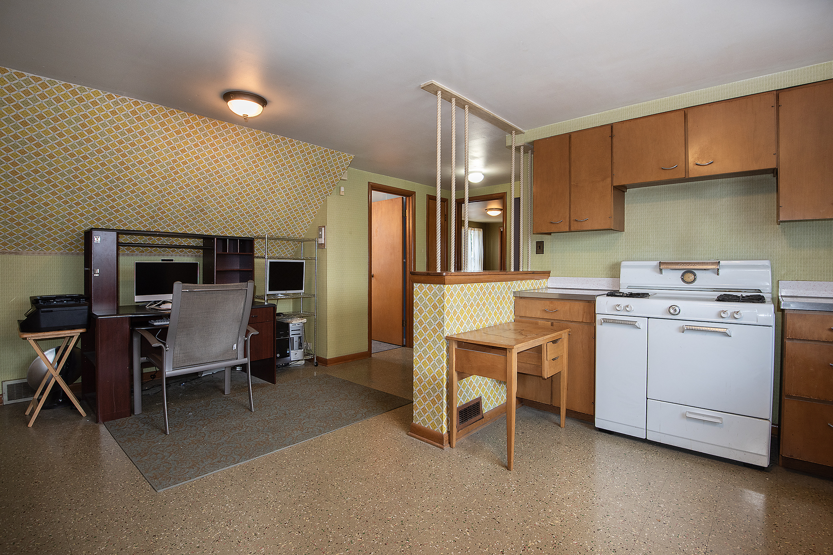 5305 W Ardmore Avenue, Chicago, IL 60646