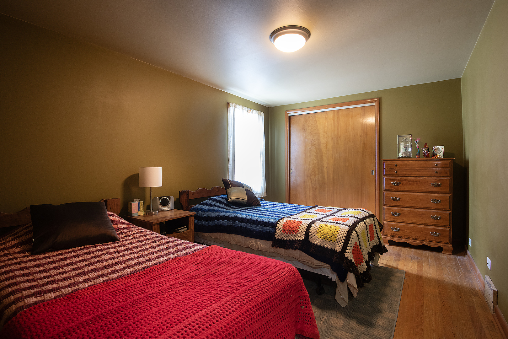 5305 W Ardmore Avenue, Chicago, IL 60646
