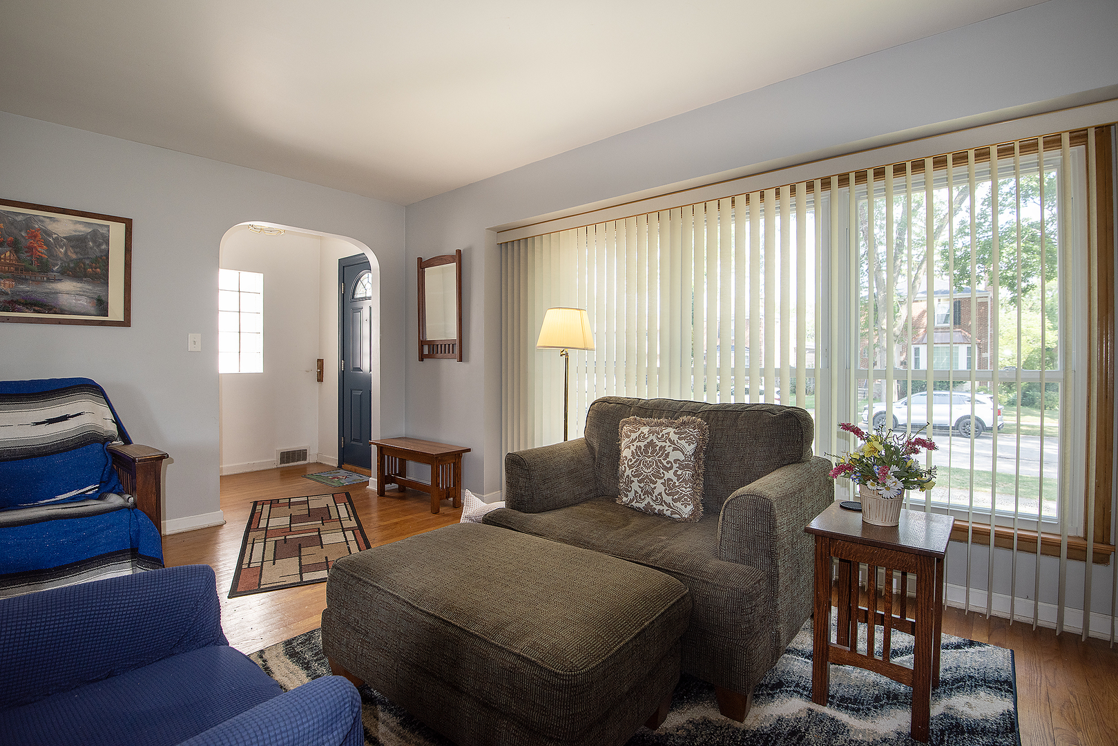 5305 W Ardmore Avenue, Chicago, IL 60646