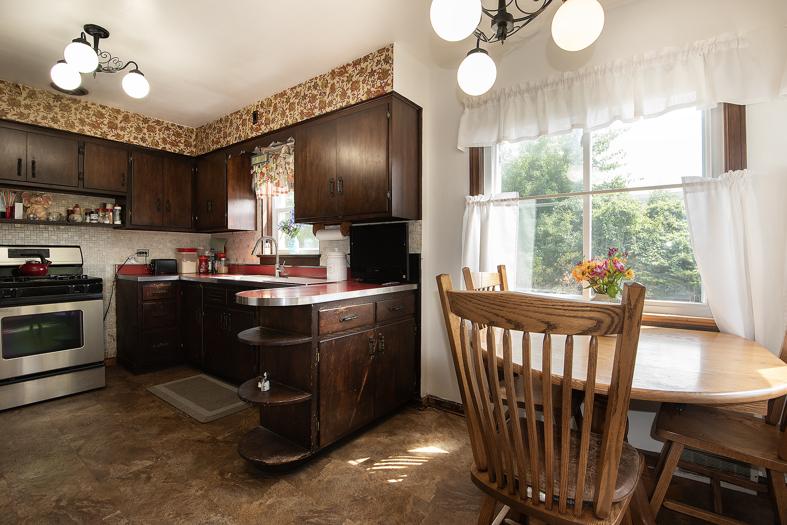 5305 W Ardmore Avenue, Chicago, IL 60646