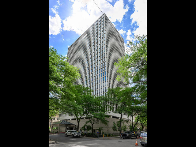 1 E Scott Street #404, Chicago, IL 60610