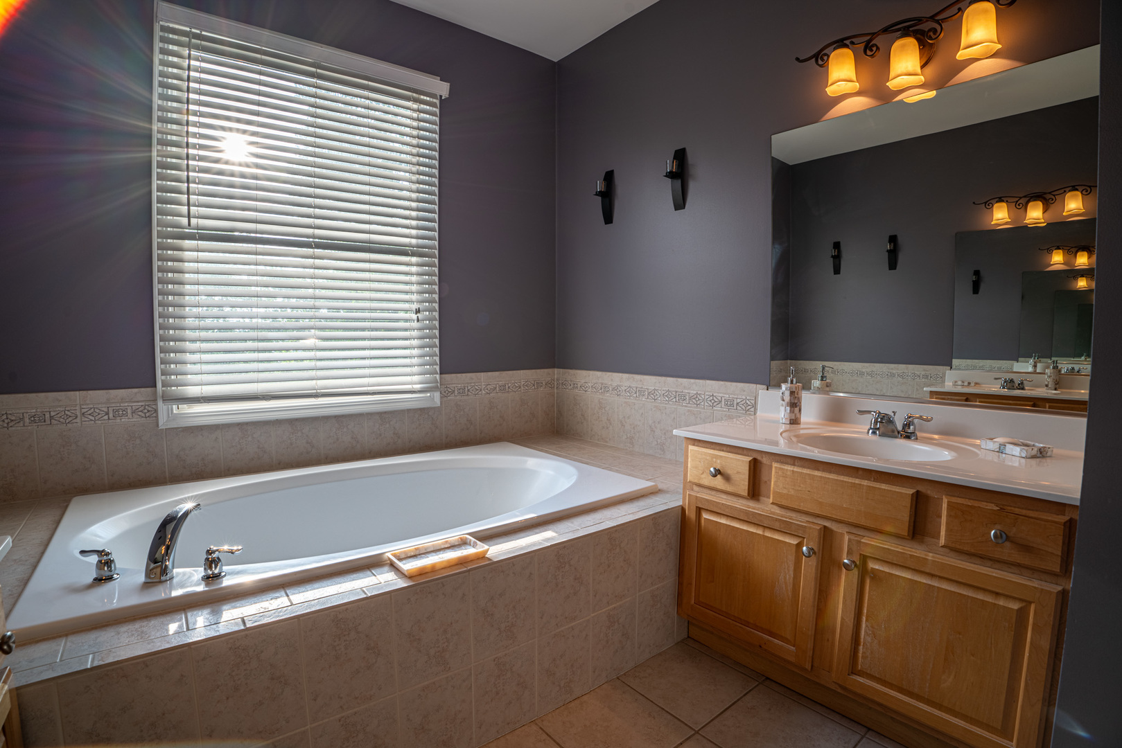 73 Johnson Woods Drive, Batavia, IL 60510