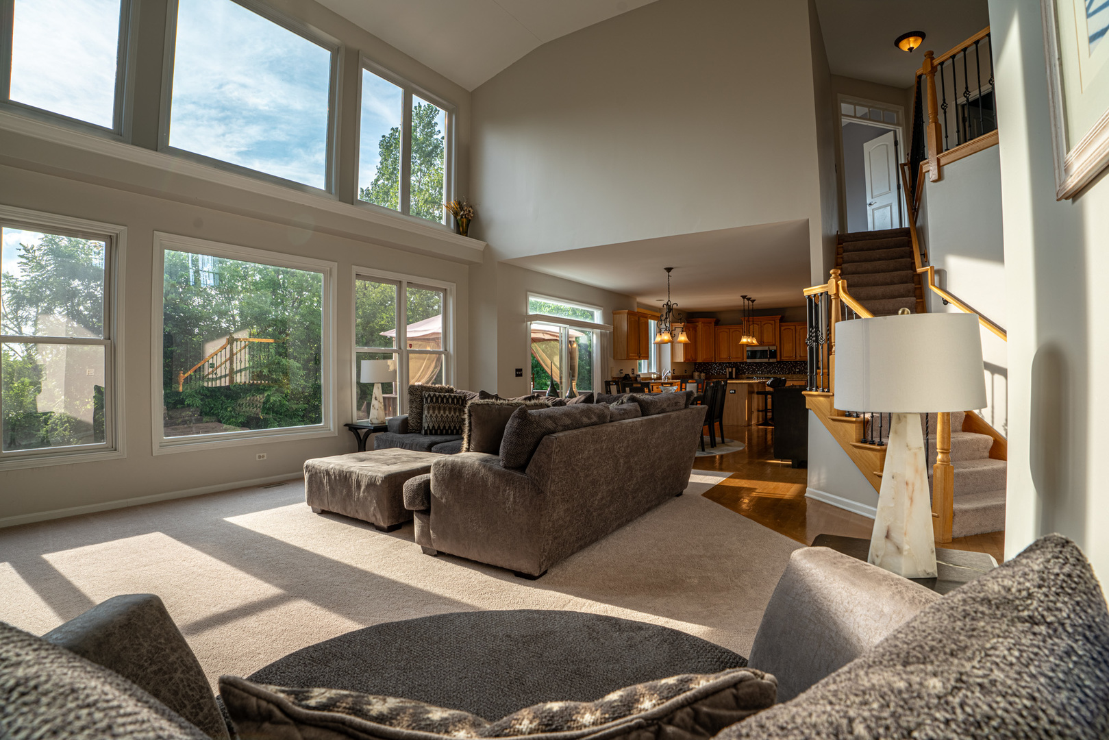 73 Johnson Woods Drive, Batavia, IL 60510