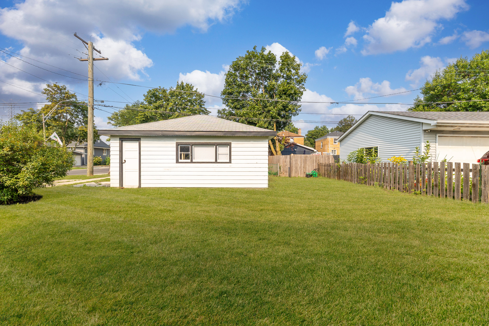 4536 Oak Park Avenue, Forest View, IL 60402