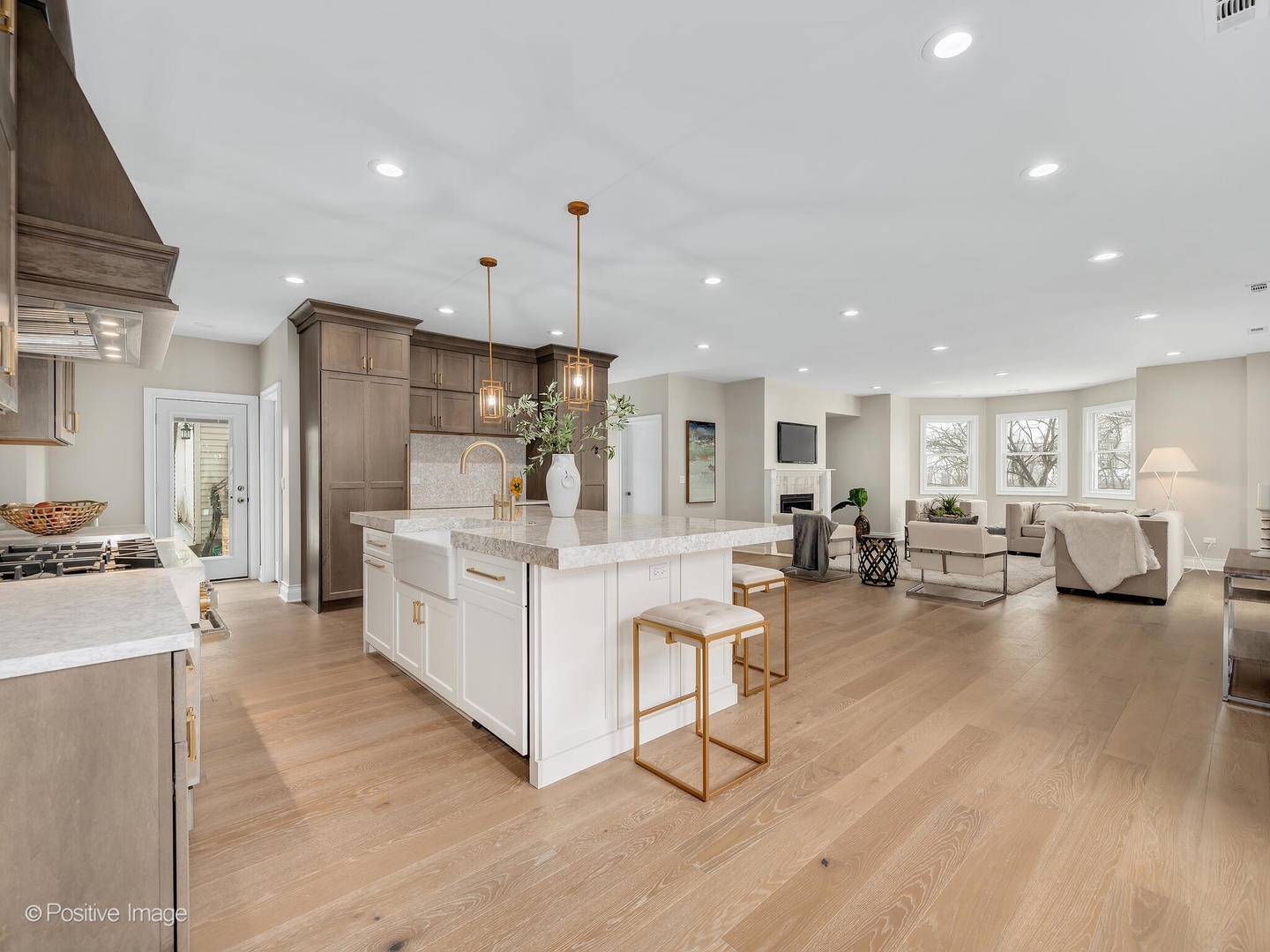 608 W 55th Street, Hinsdale, IL 60521