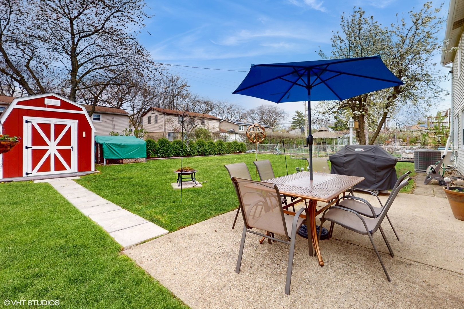 1416 S Robert Drive, Mount Prospect, IL 60056