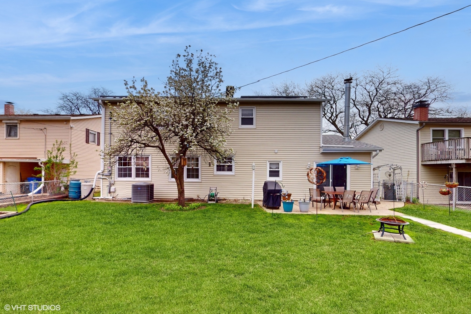 1416 S Robert Drive, Mount Prospect, IL 60056
