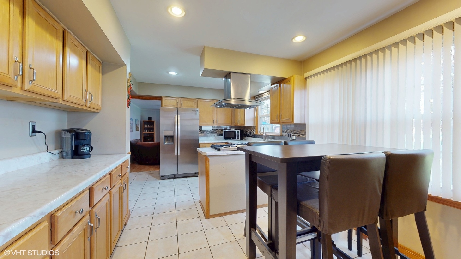 1416 S Robert Drive, Mount Prospect, IL 60056