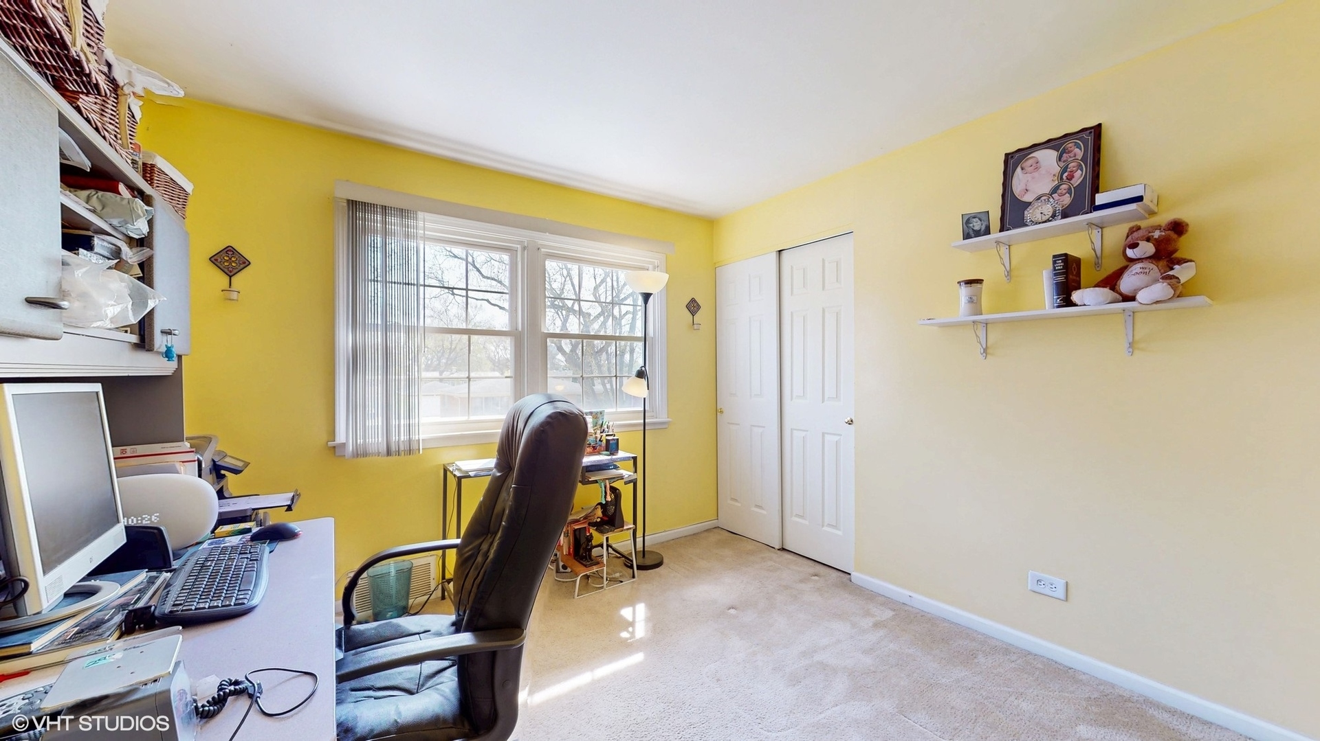 1416 S Robert Drive, Mount Prospect, IL 60056
