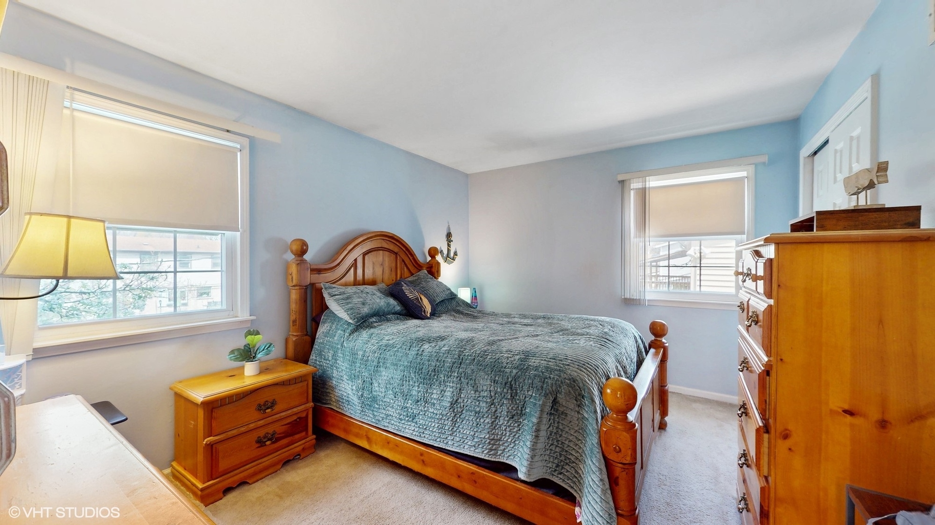 1416 S Robert Drive, Mount Prospect, IL 60056