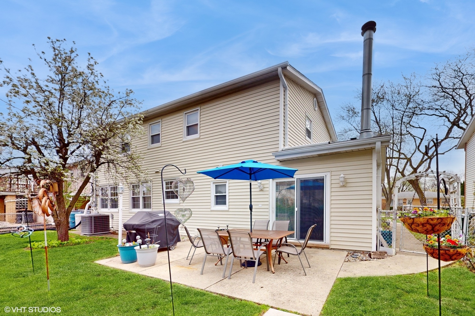 1416 S Robert Drive, Mount Prospect, IL 60056