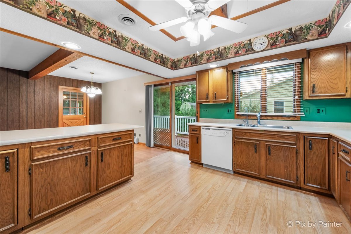 404 South Street, Marengo, IL 60152