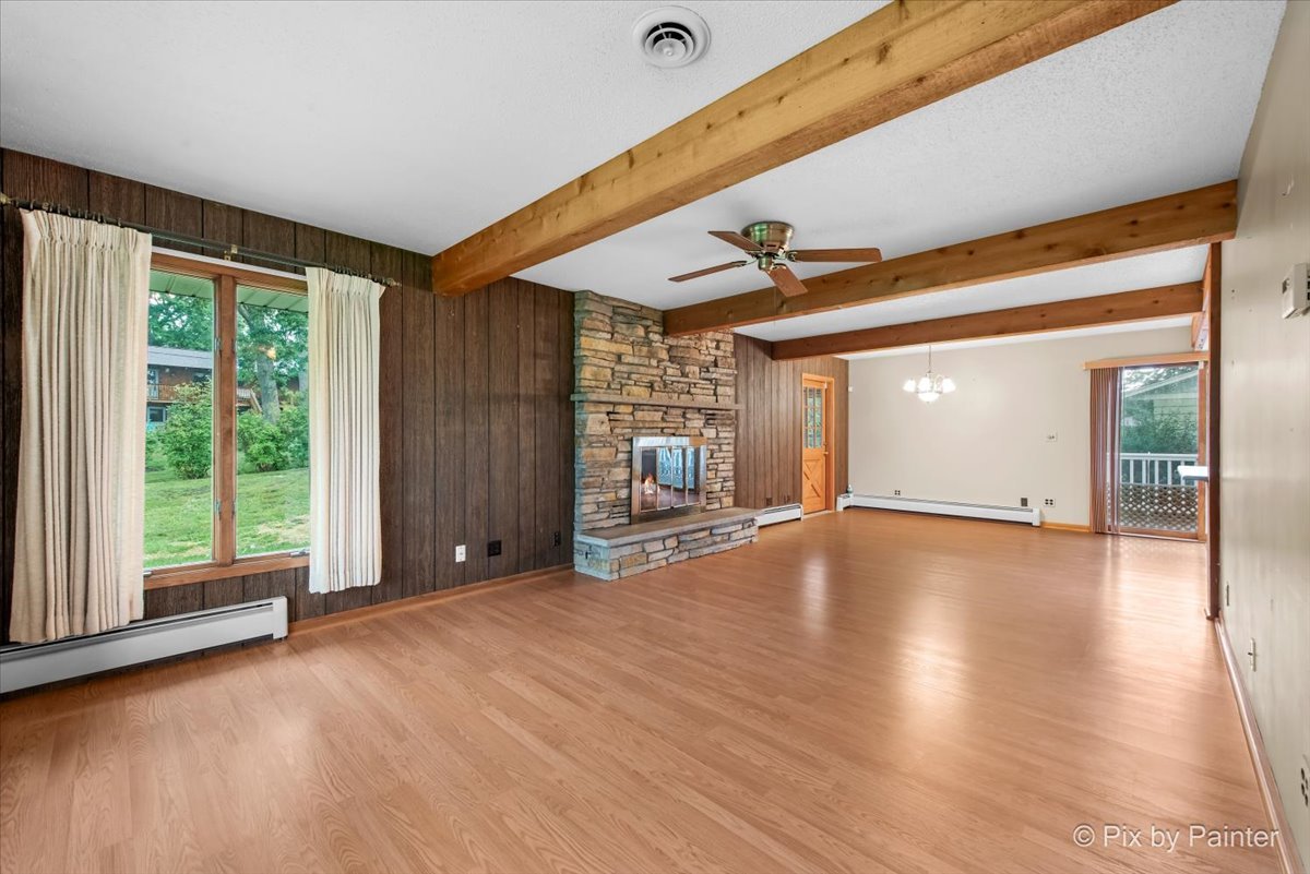 404 South Street, Marengo, IL 60152