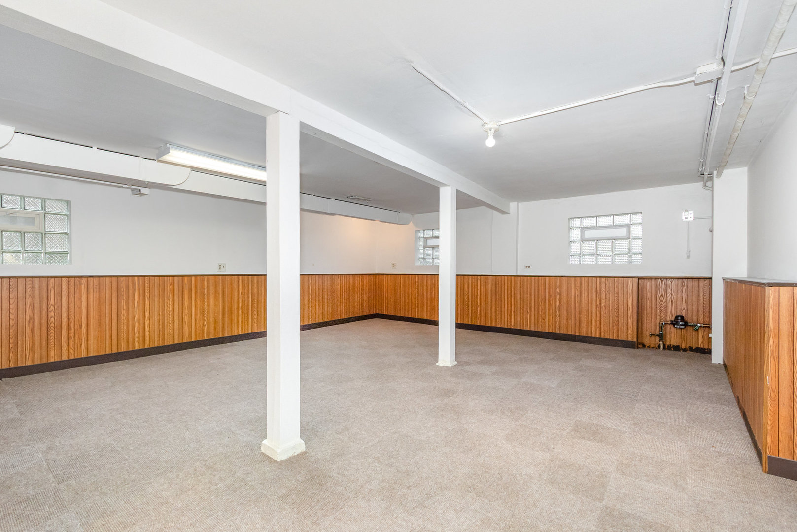 6543 N Oshkosh Avenue, Chicago, IL 60631