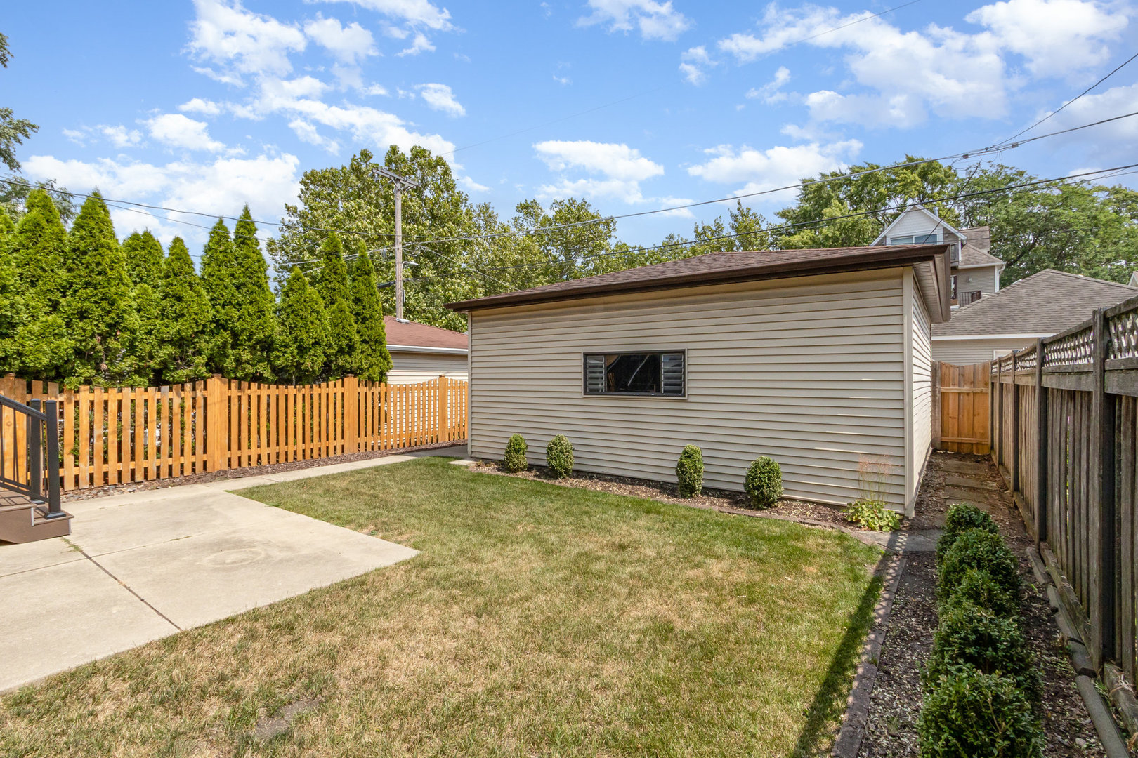 6543 N Oshkosh Avenue, Chicago, IL 60631