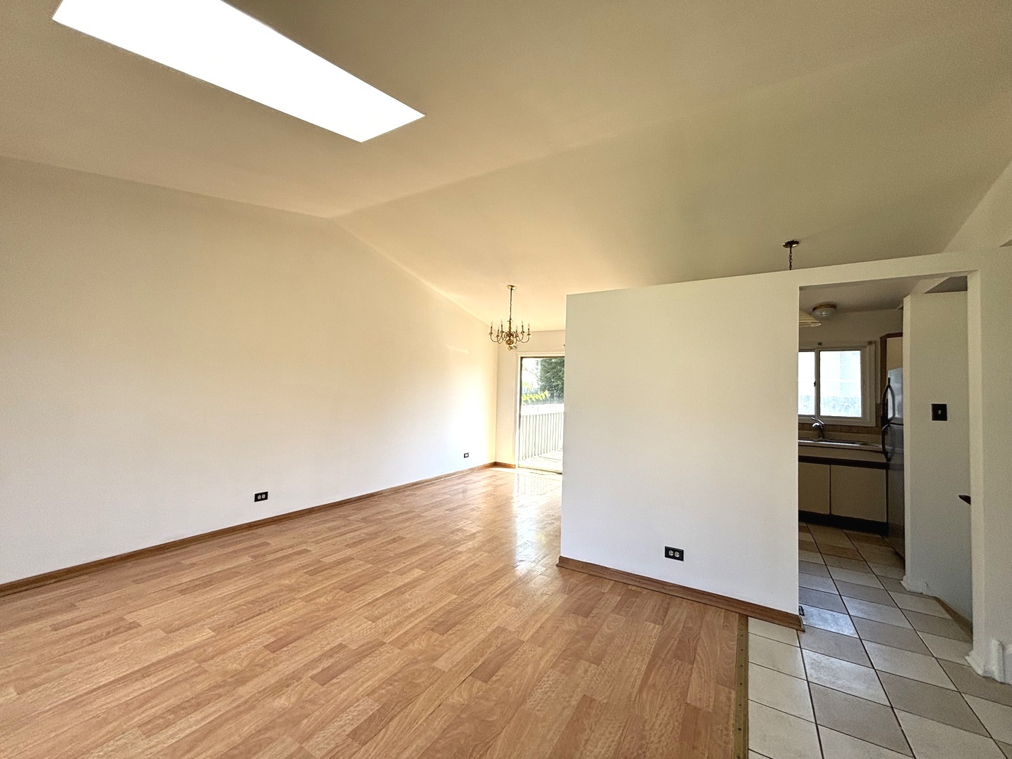 1149 N Cardinal Drive, Palatine, IL 60074