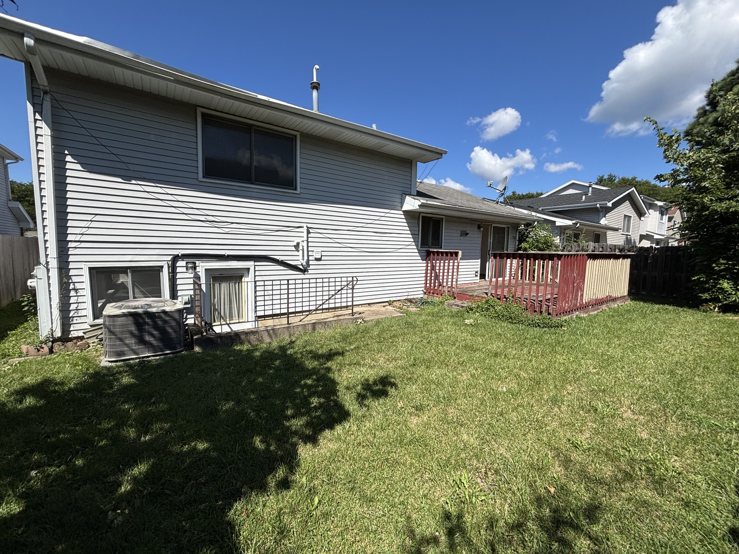 1149 N Cardinal Drive, Palatine, IL 60074