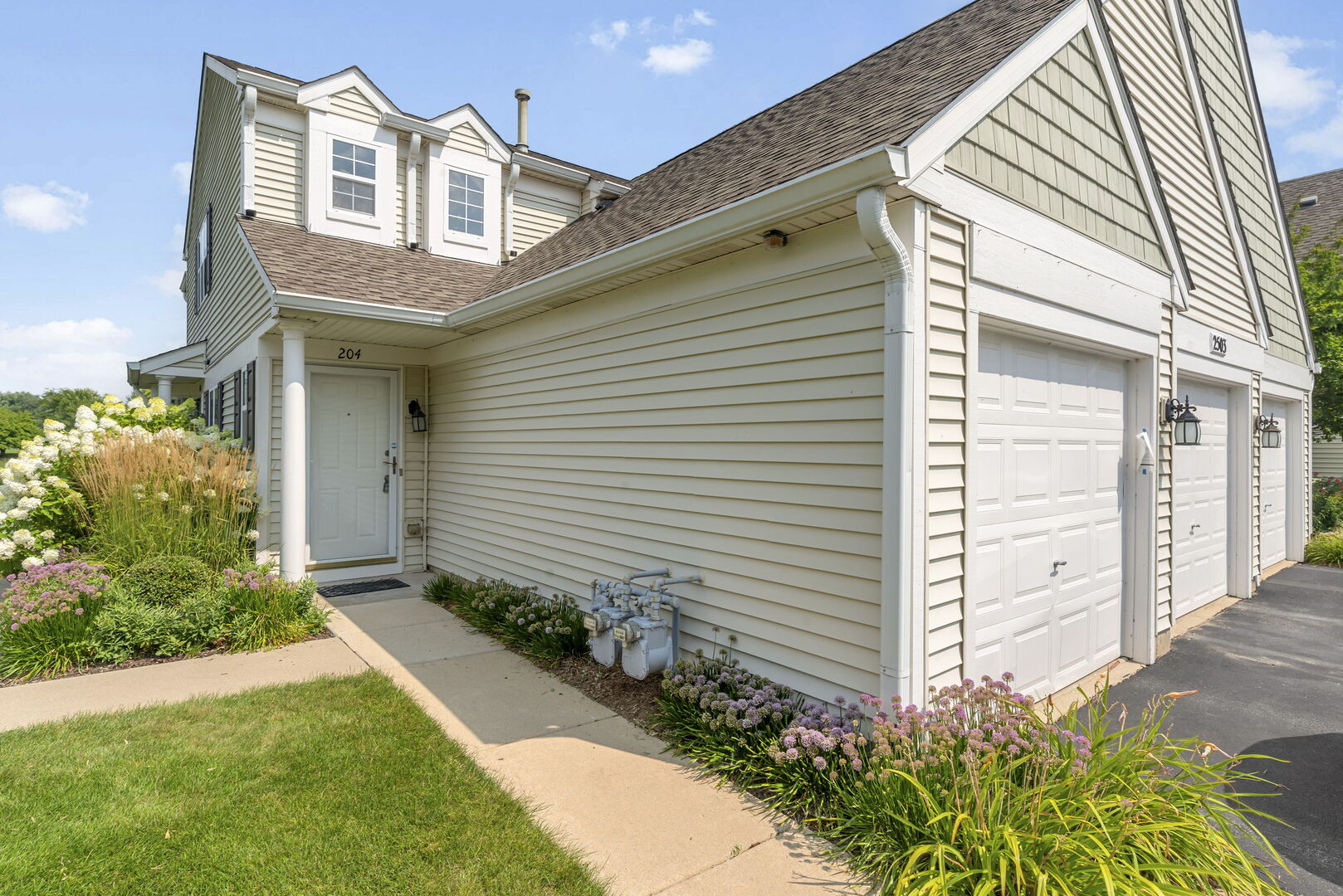 2503 Sheehan Drive #104, Naperville, IL 60564