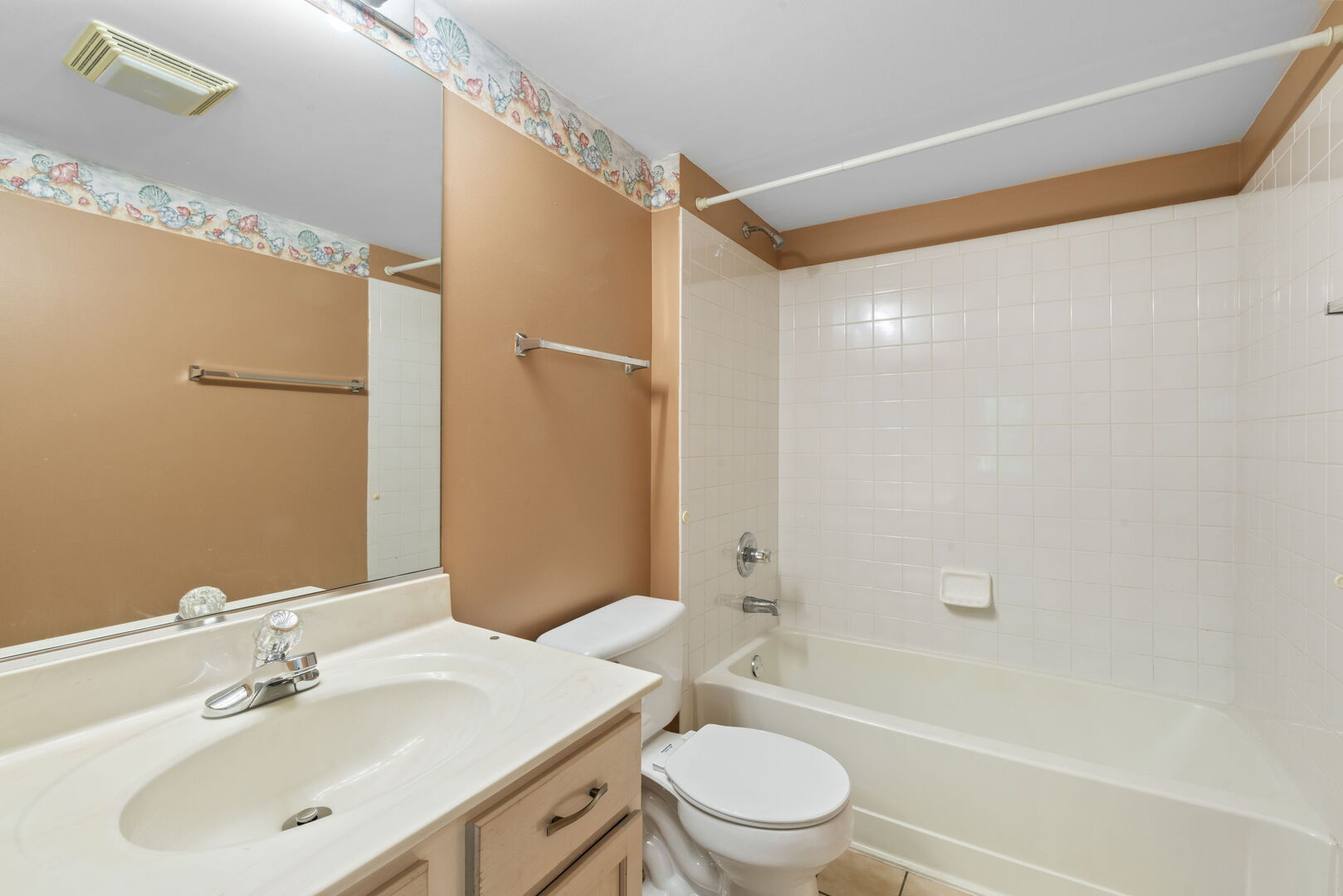 2503 Sheehan Drive #104, Naperville, IL 60564