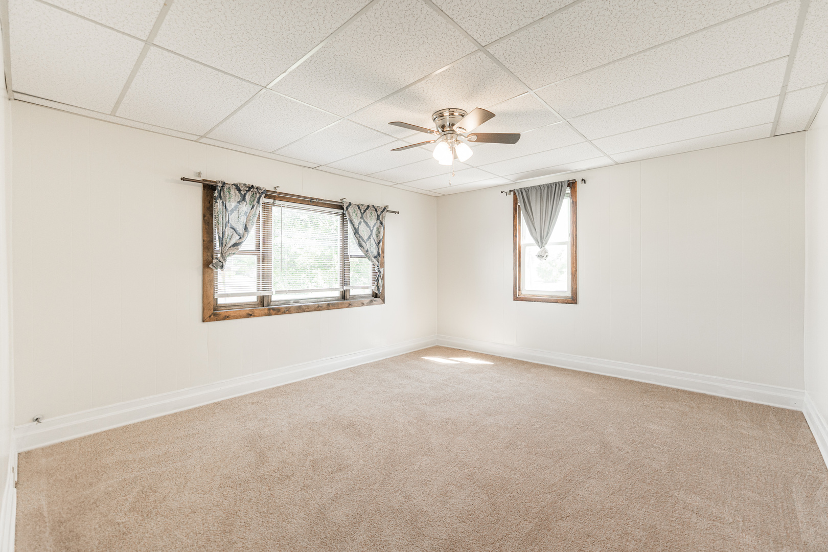 245 S Somonauk Road, Cortland, IL 60112