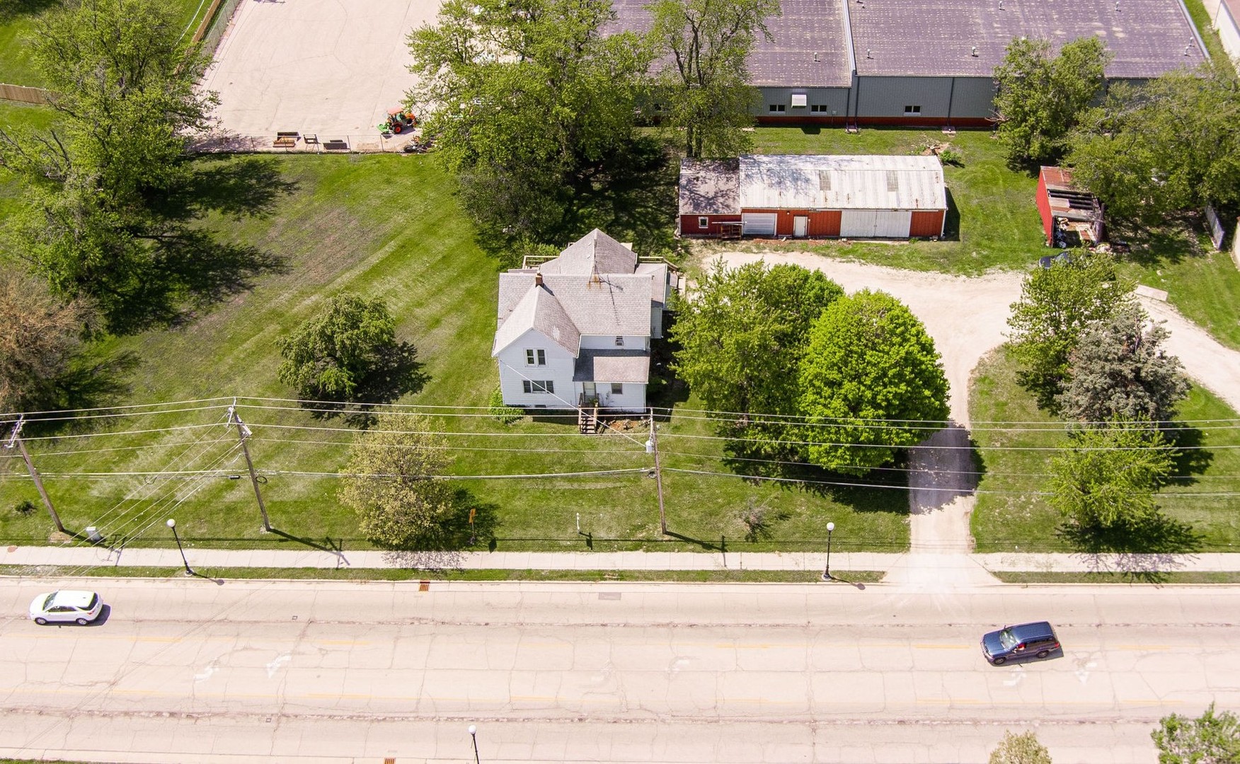 245 S Somonauk Road, Cortland, IL 60112