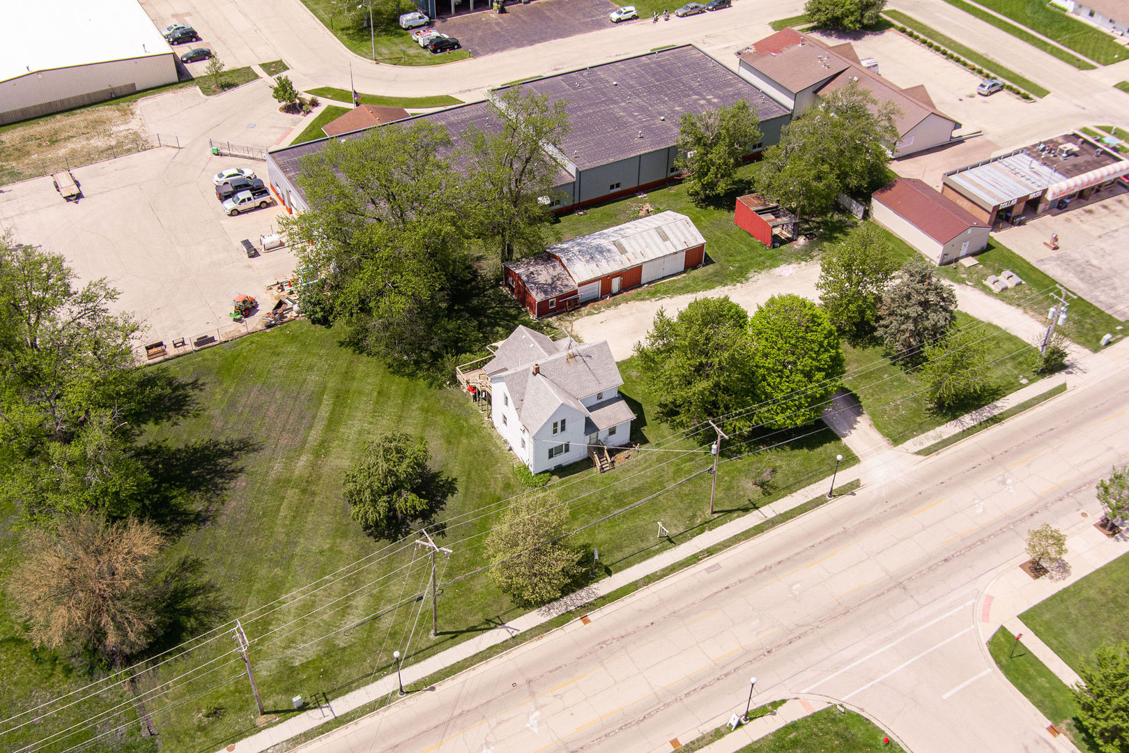 245 S Somonauk Road, Cortland, IL 60112