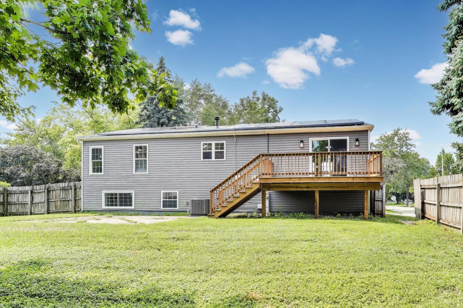 304 N Pinecrest Road, Bolingbrook, IL 60440
