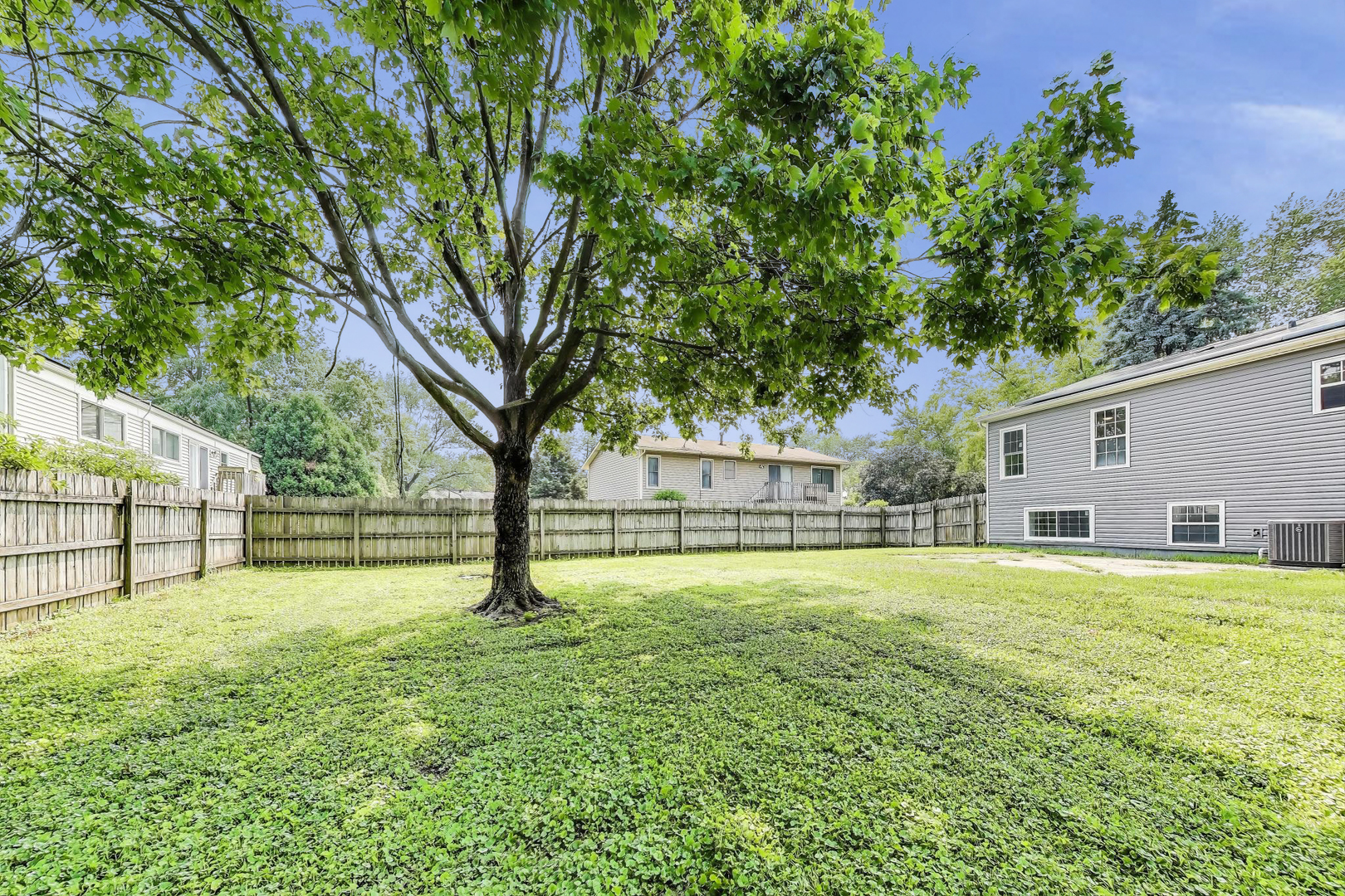 304 N Pinecrest Road, Bolingbrook, IL 60440