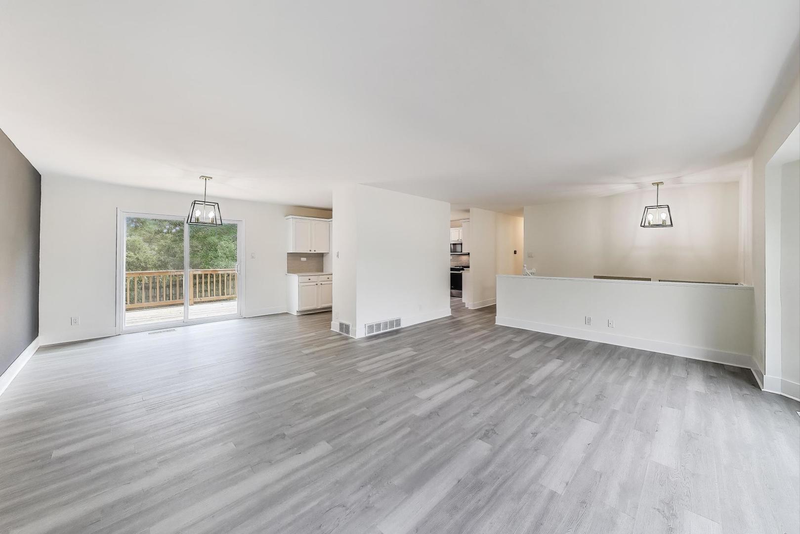 304 N Pinecrest Road, Bolingbrook, IL 60440