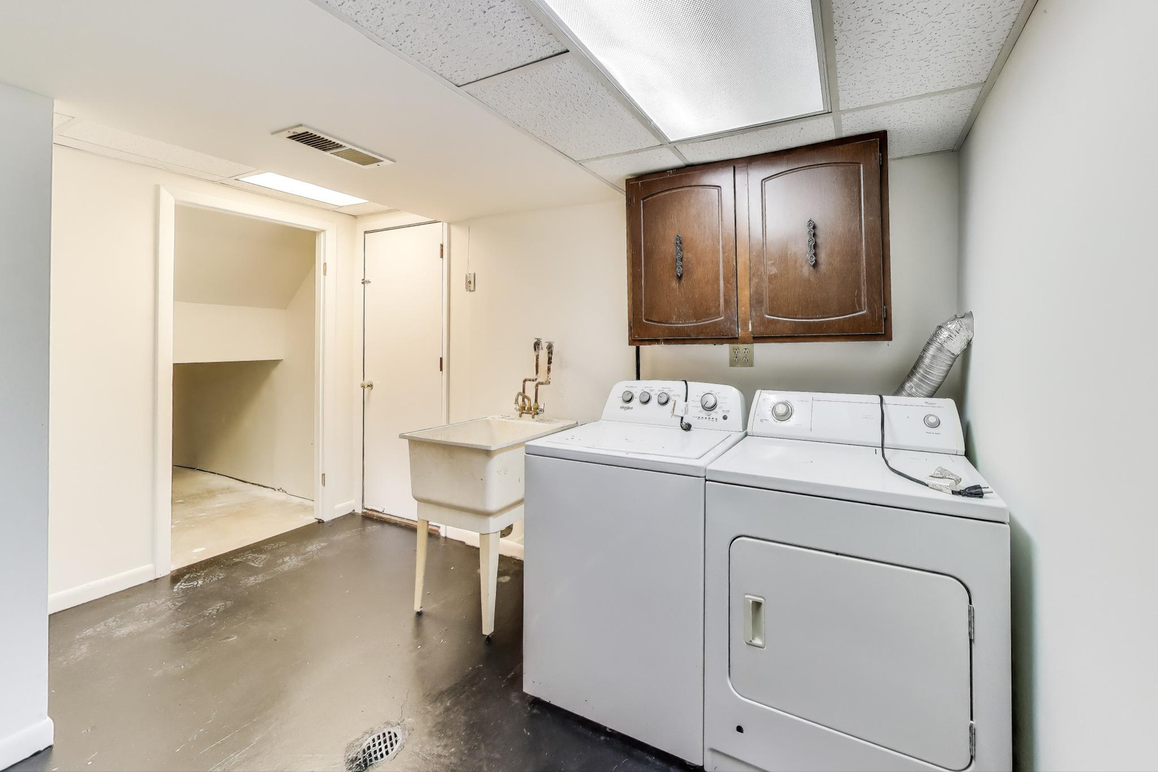 304 N Pinecrest Road, Bolingbrook, IL 60440