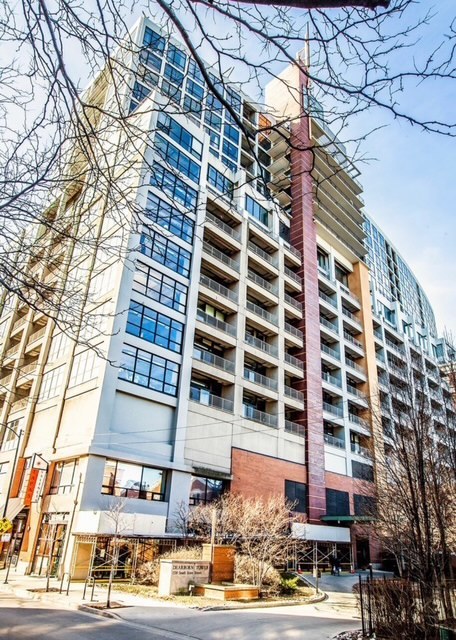 1530 S State Street #604, Chicago, IL 60605