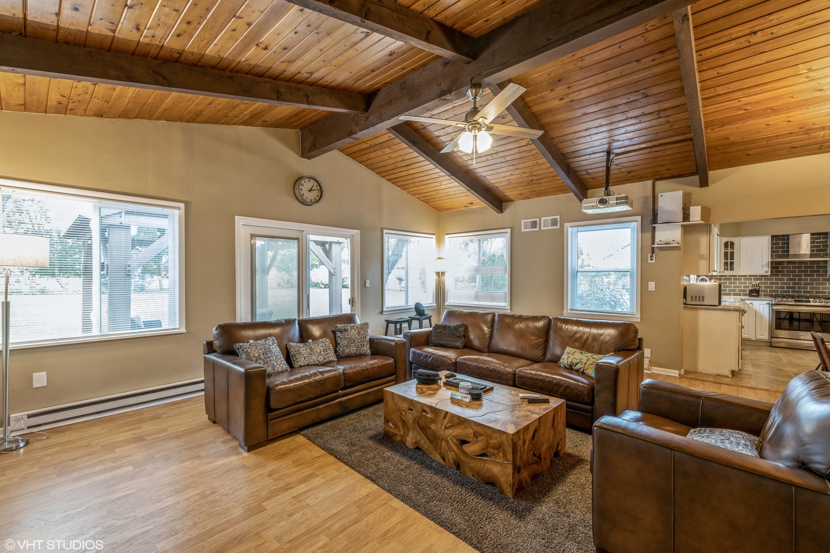 10725 Forestview Road, Countryside, IL 60525