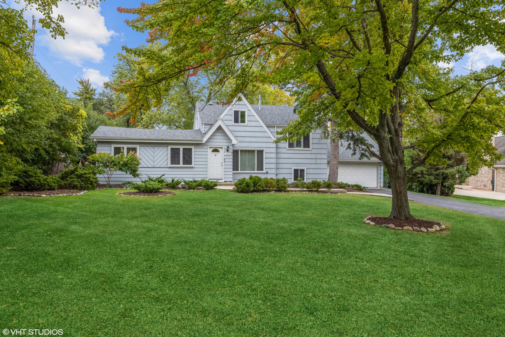 10725 Forestview Road, Countryside, IL 60525