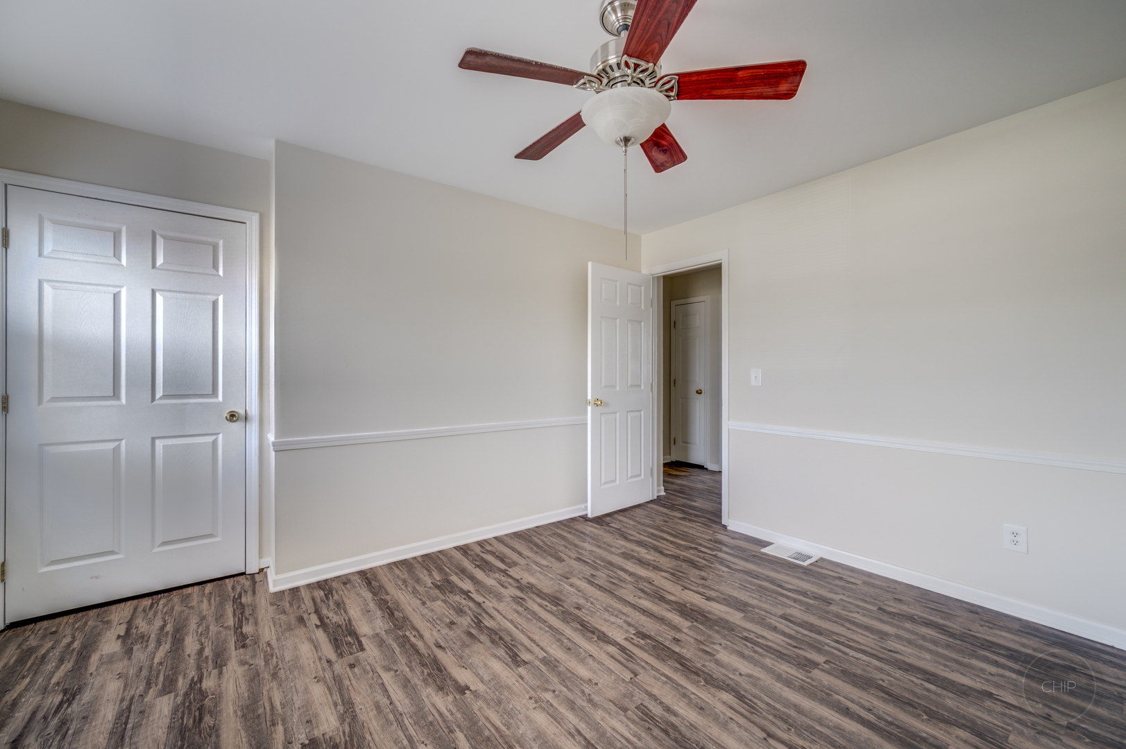 1716 N Marywood Avenue, Aurora, IL 60505
