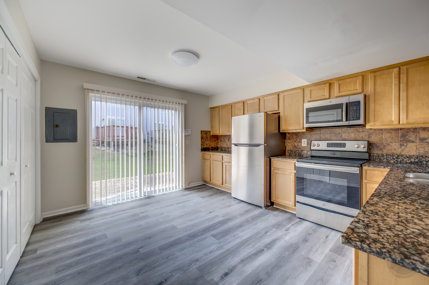 1716 N Marywood Avenue, Aurora, IL 60505
