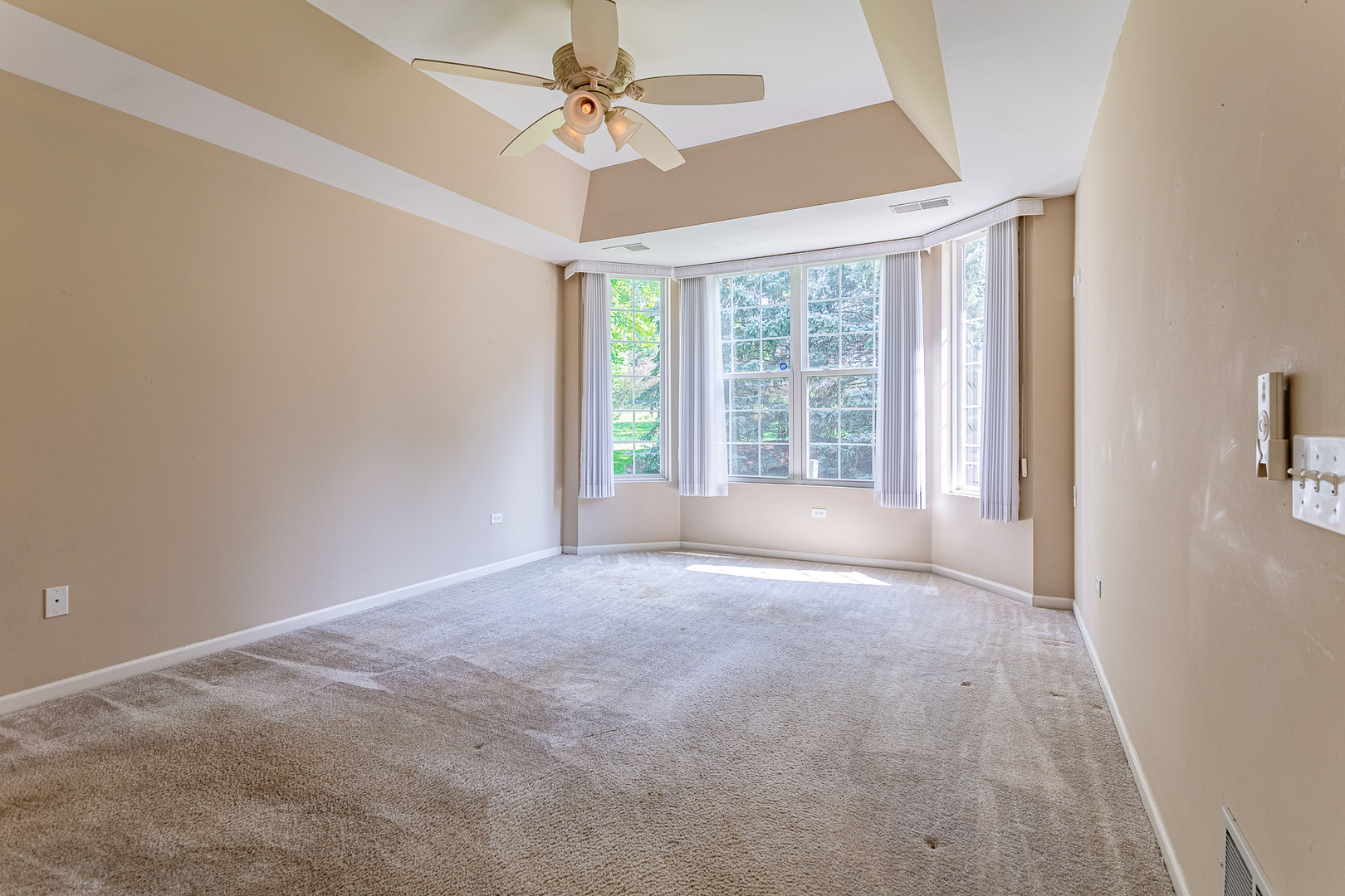 13922 Palisades Avenue, Huntley, IL 60142