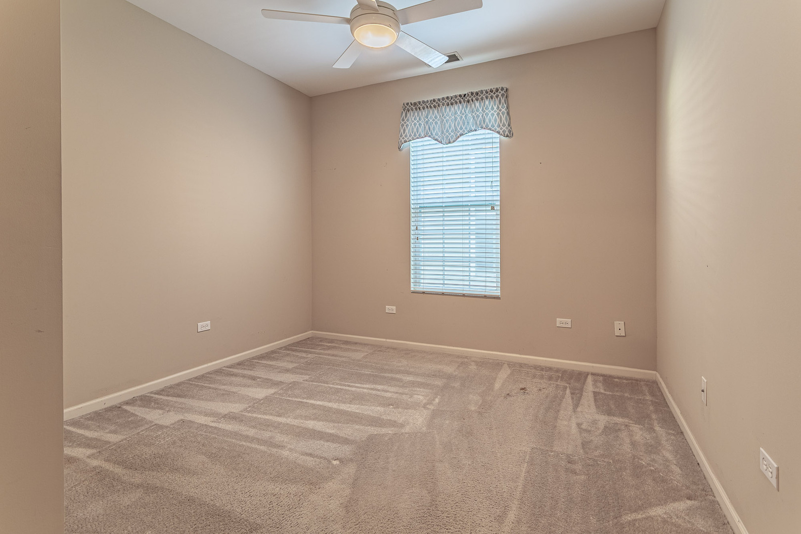 13922 Palisades Avenue, Huntley, IL 60142