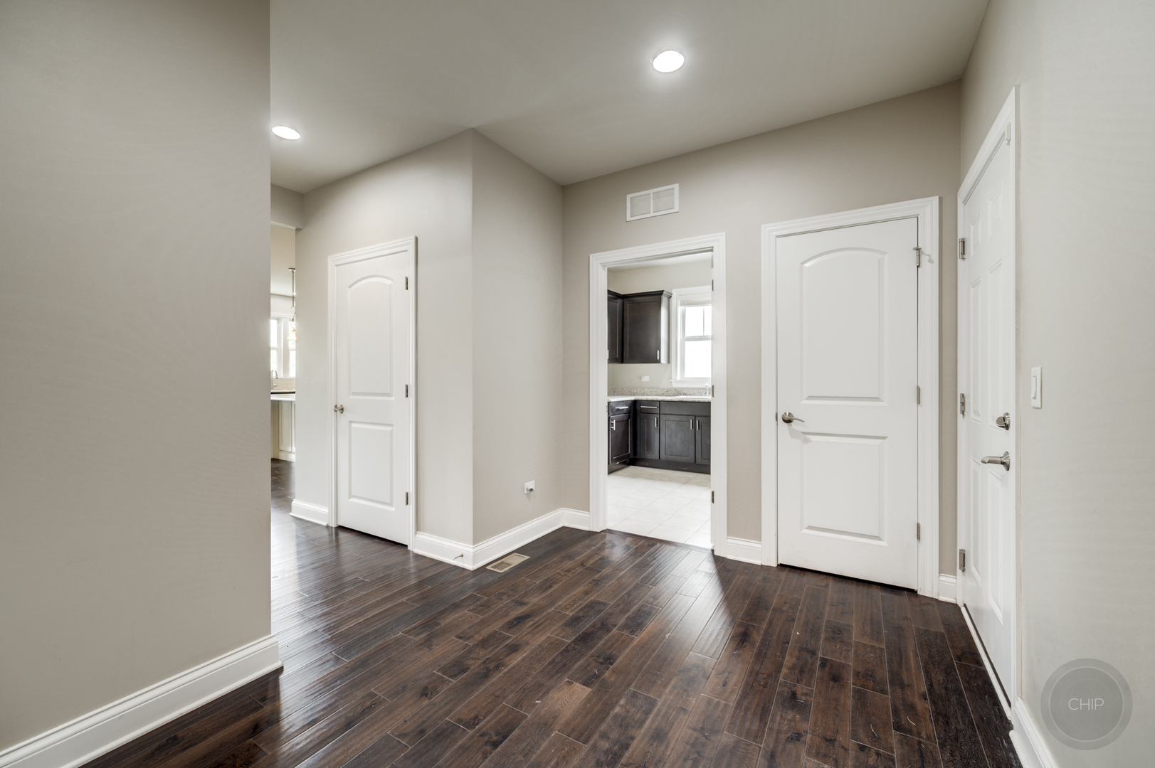 3907 Nannyberry Street, Naperville, IL 60564