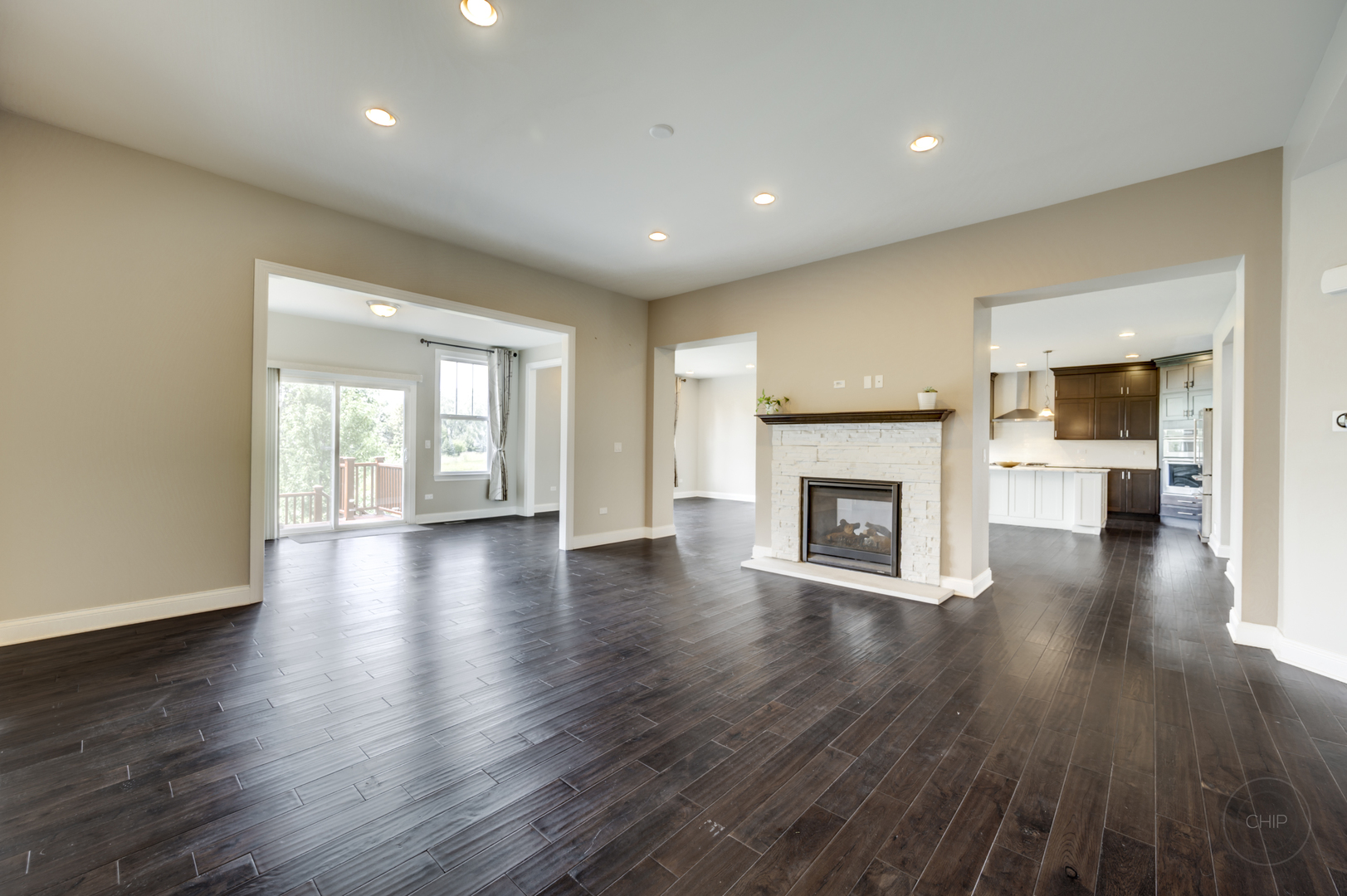 3907 Nannyberry Street, Naperville, IL 60564