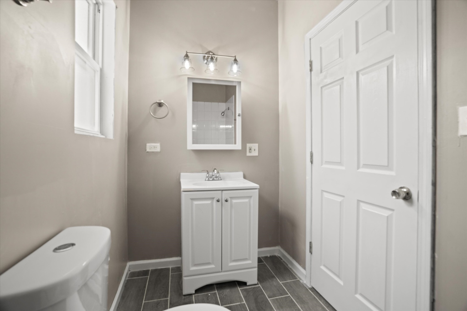 4731 S Laflin Street #2, Chicago, IL 60609