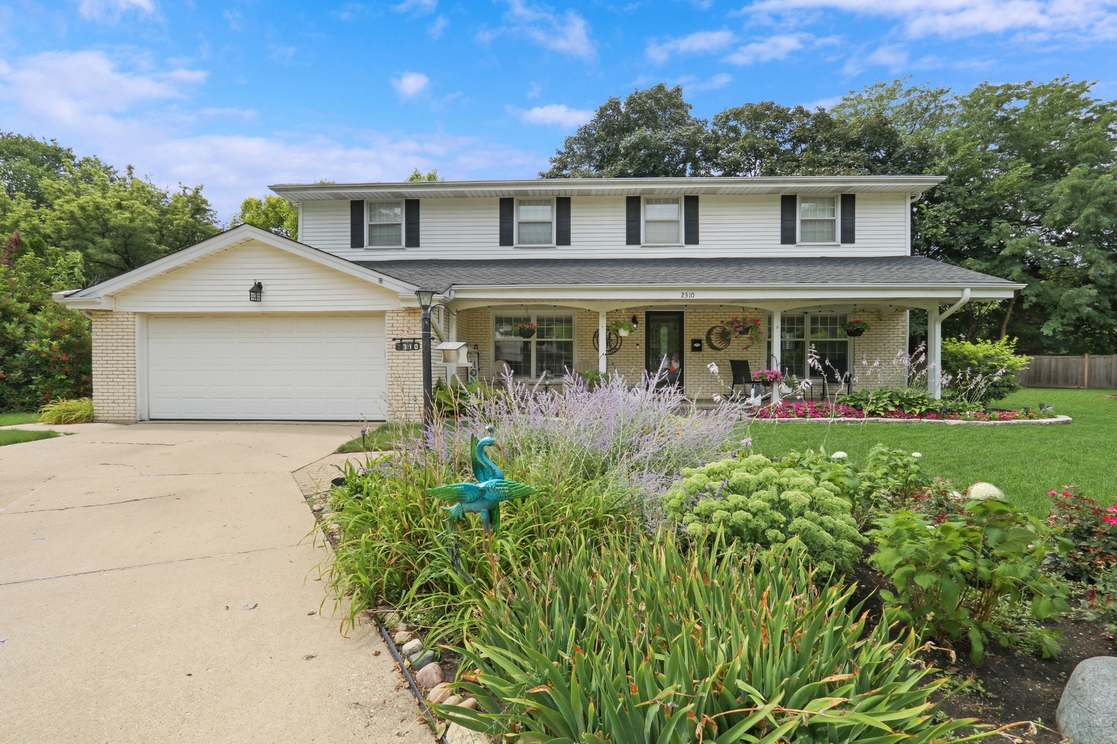 2310 Malik Court, Glenview, IL 60025