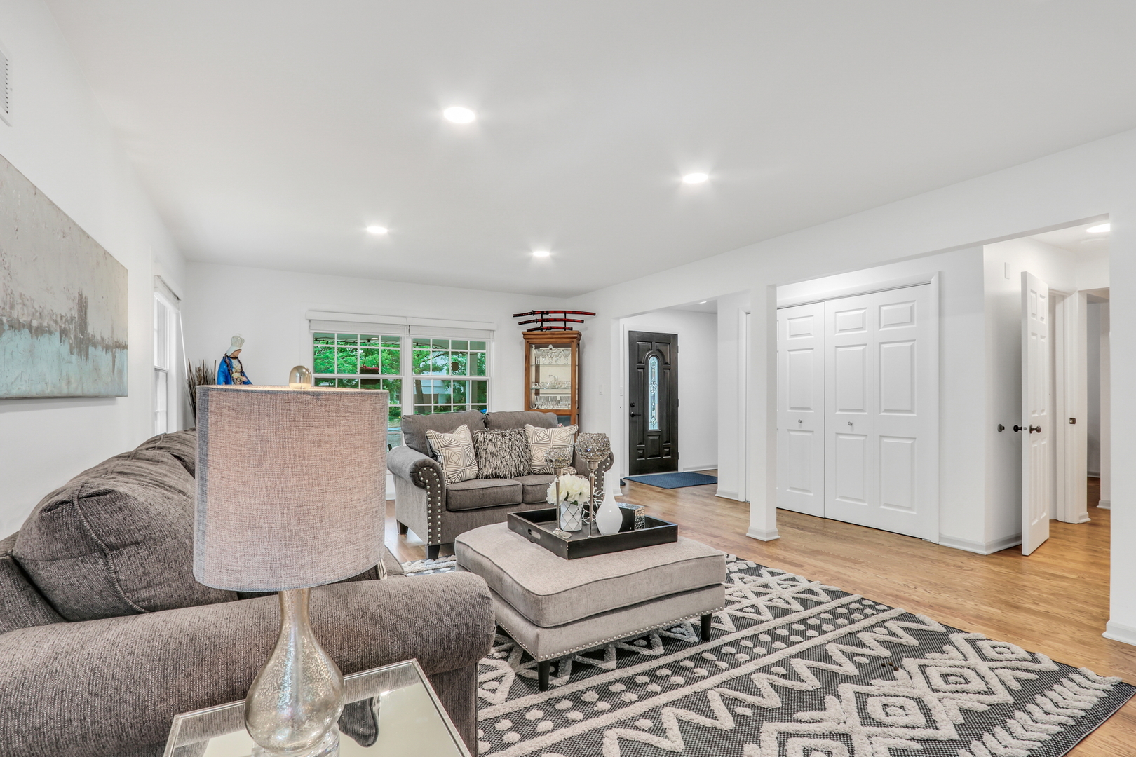 2310 Malik Court, Glenview, IL 60025