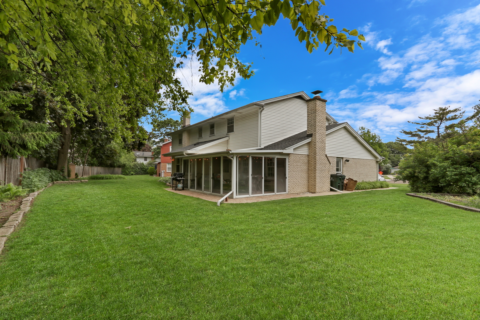 2310 Malik Court, Glenview, IL 60025