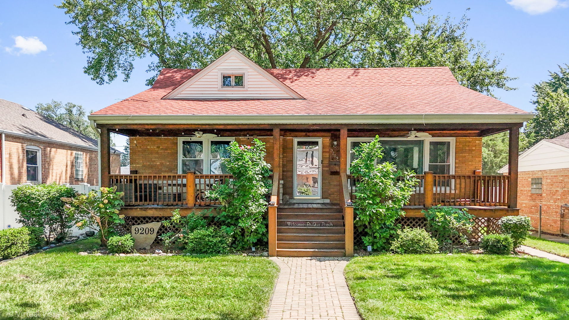9209 S 53rd Court, Oak Lawn, IL 60453
